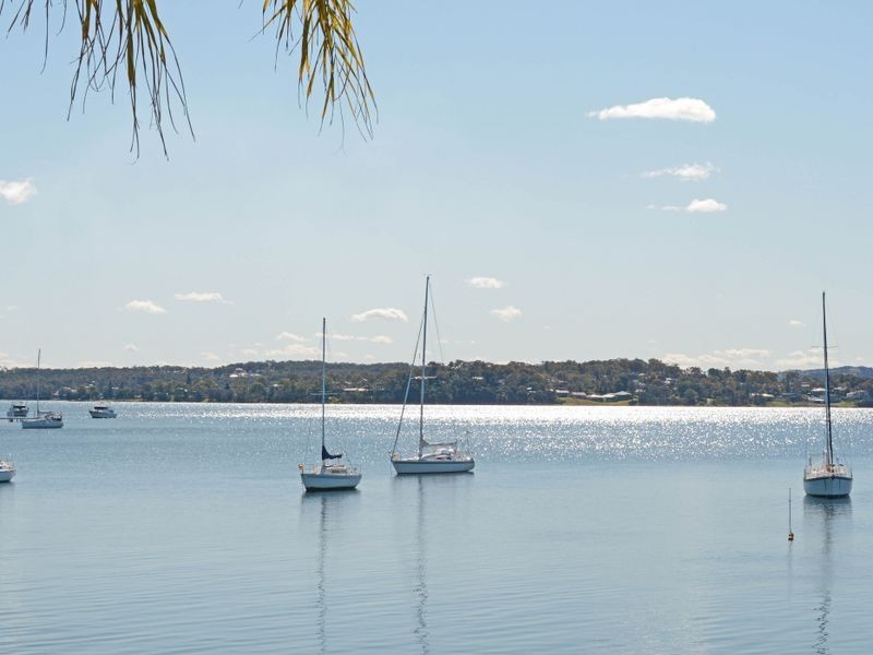 4 Yaringa Lane, Carey Bay NSW 2283