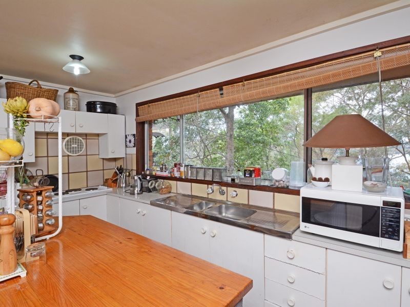 36 Coal Point Road, Coal Point NSW 2283