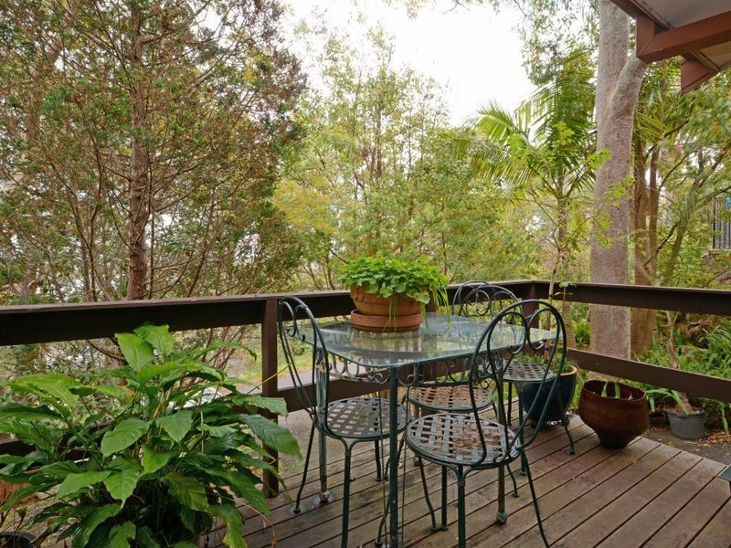 36 Coal Point Road, Coal Point NSW 2283