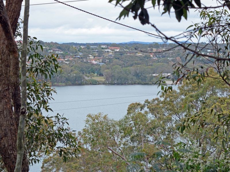 36 Coal Point Road, Coal Point NSW 2283
