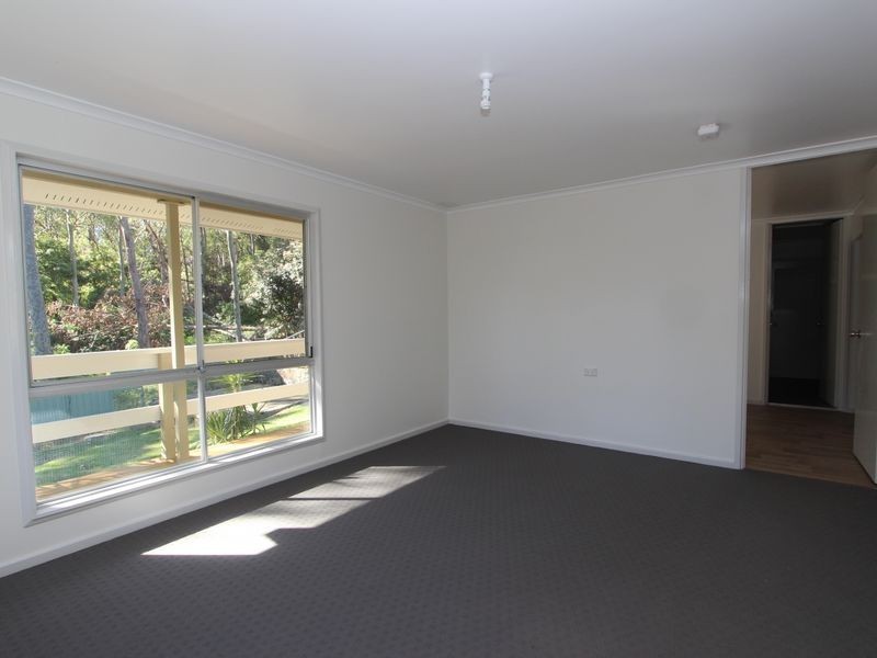 8 Bulkirra Place, Bolton Point NSW 2283