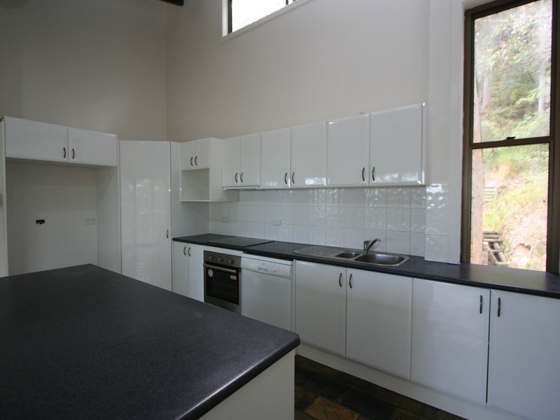 72 Coal Point Road, Coal Point NSW 2283