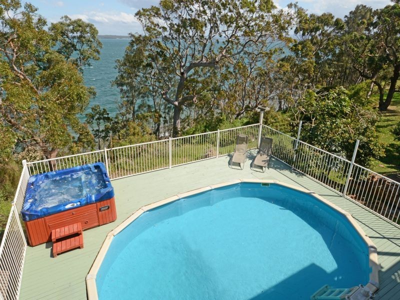 252 Dobell Drive, Wangi Wangi NSW 2267