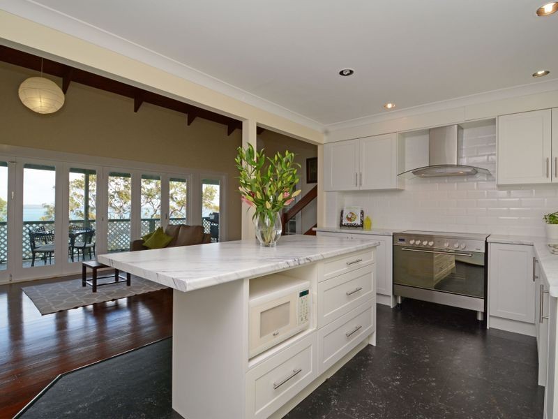 252 Dobell Drive, Wangi Wangi NSW 2267