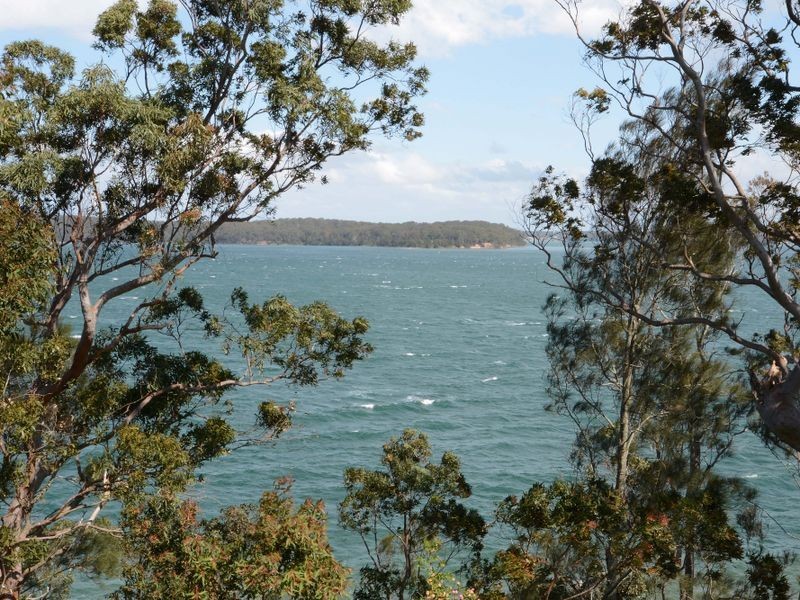 252 Dobell Drive, Wangi Wangi NSW 2267