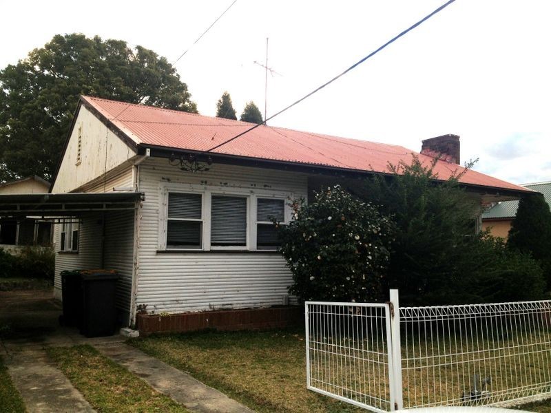 9 James Street, Warners Bay NSW 2282