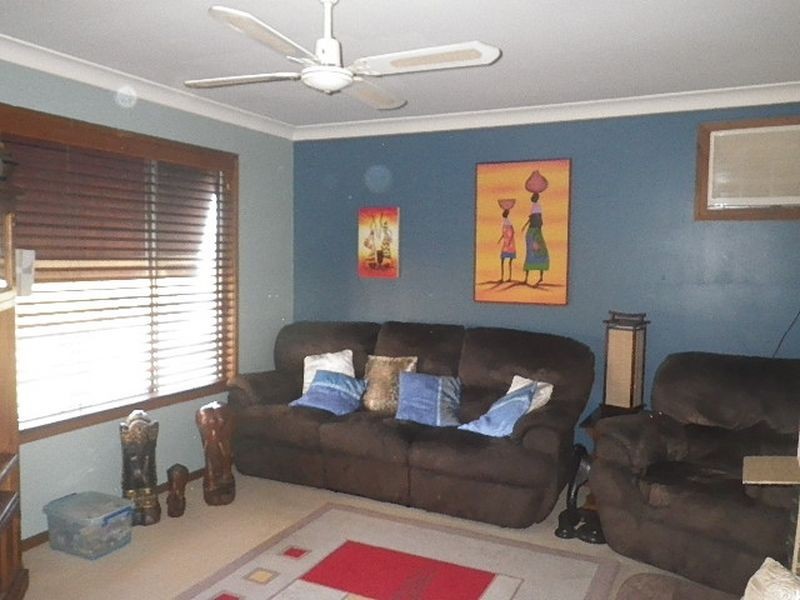 35 Advance Drive, Woodrising NSW 2284