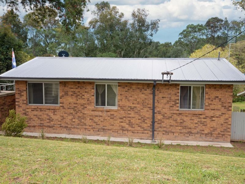 9 Lochend Place, Bolton Point NSW 2283