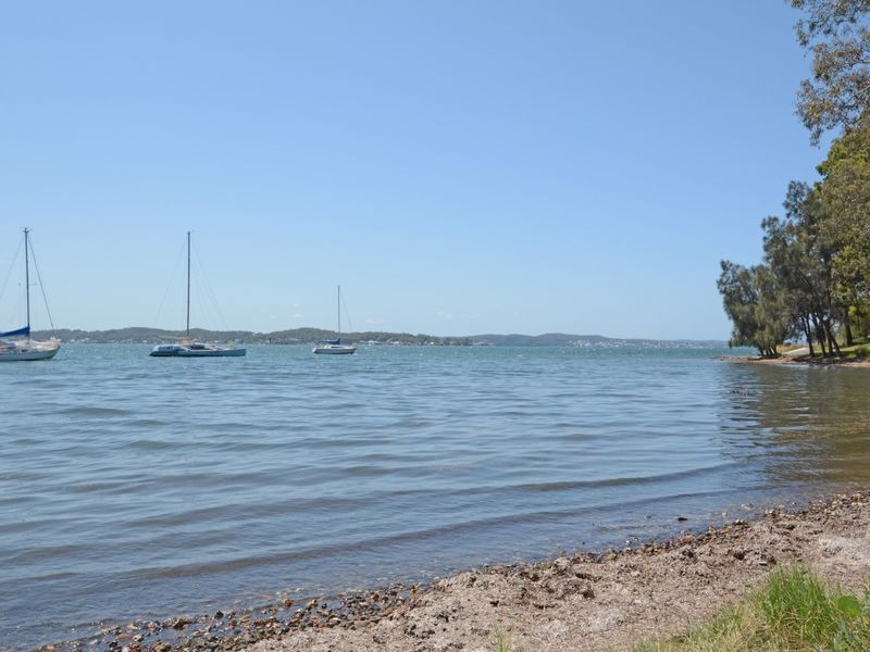 129 Watkins Road, Wangi Wangi NSW 2267