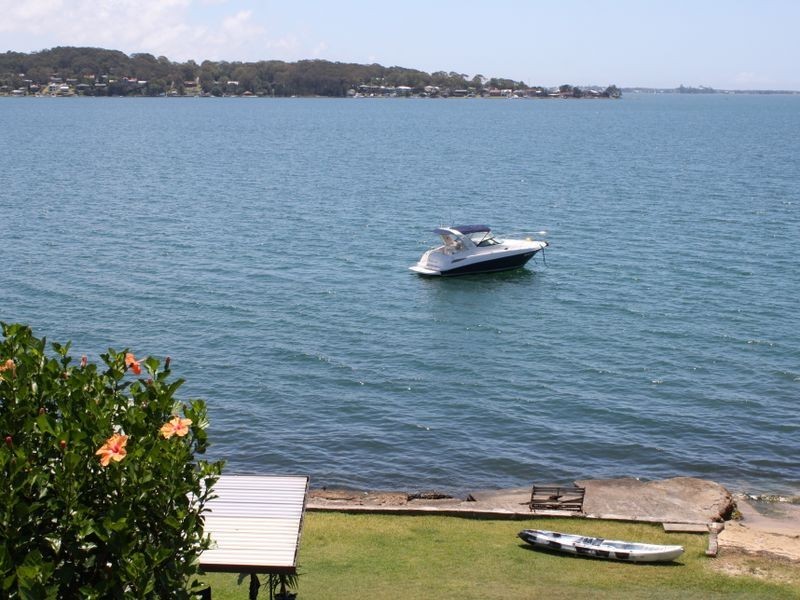 203 Fishing Point Road, Fishing Point NSW 2283