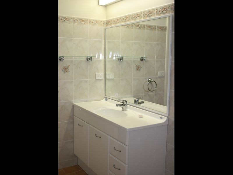 203 Fishing Point Road, Fishing Point NSW 2283