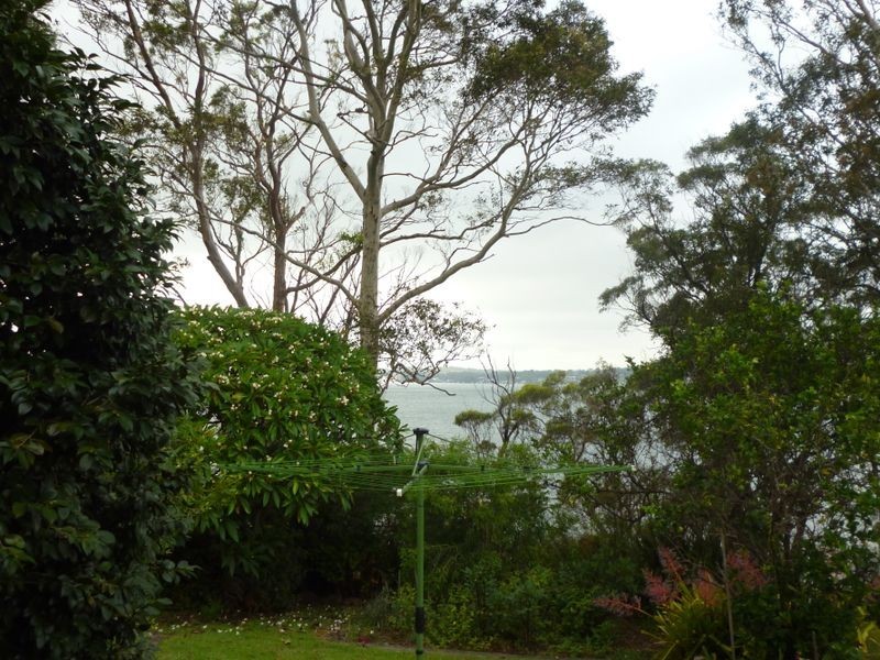 24 Blandford Street, Fennell Bay NSW 2283