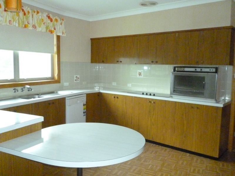 24 Blandford Street, Fennell Bay NSW 2283