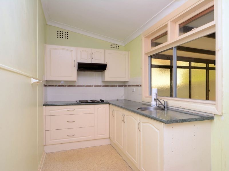 70 Joslin Street, Kotara NSW 2289