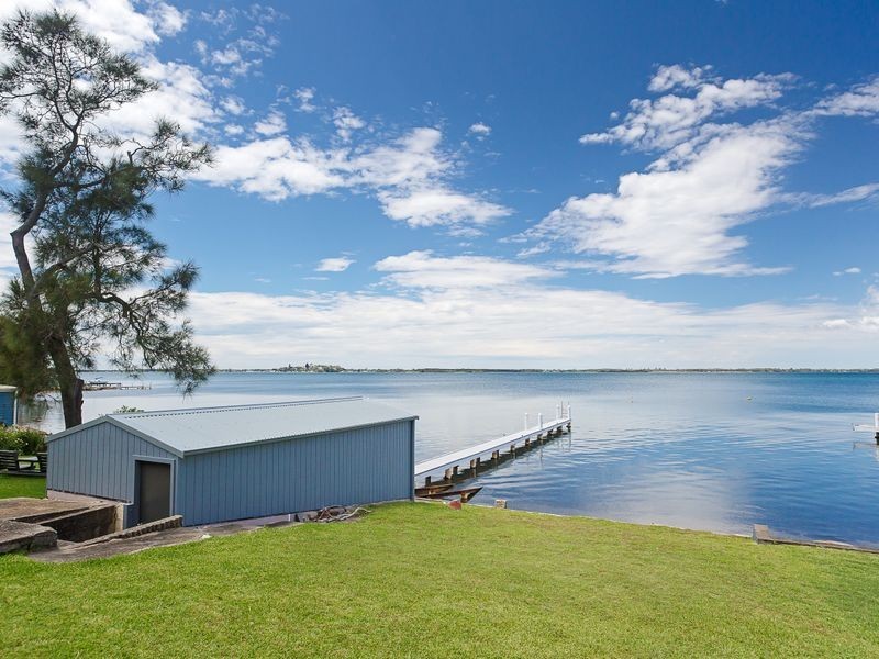 392 Skye Point Road, Coal Point NSW 2283