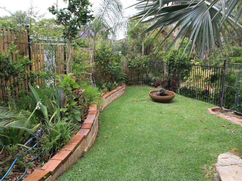 76 Lake View Road, Kilaben Bay NSW 2283