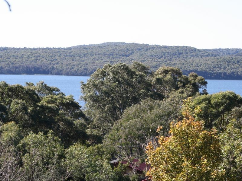 14 Lorron Close, Coal Point NSW 2283