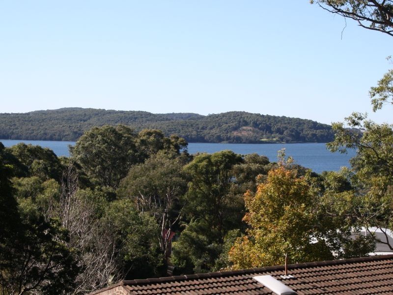 14 Lorron Close, Coal Point NSW 2283