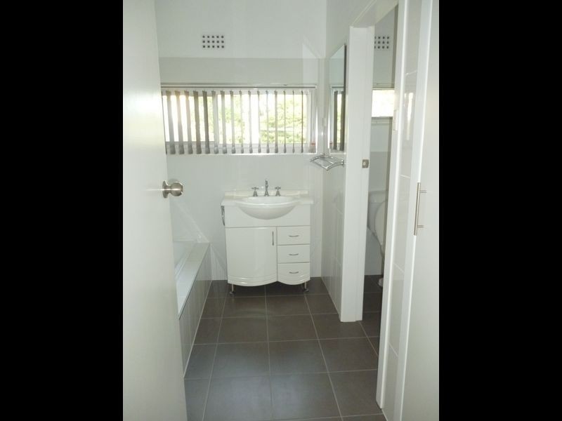 29 Barina Avenue, Kilaben Bay NSW 2283