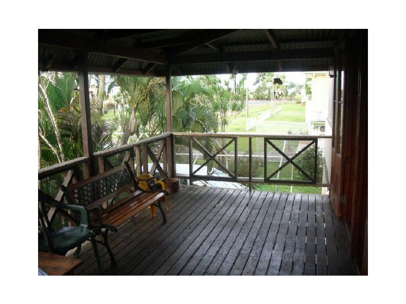 8 Blackwood, Innisfail QLD 4860