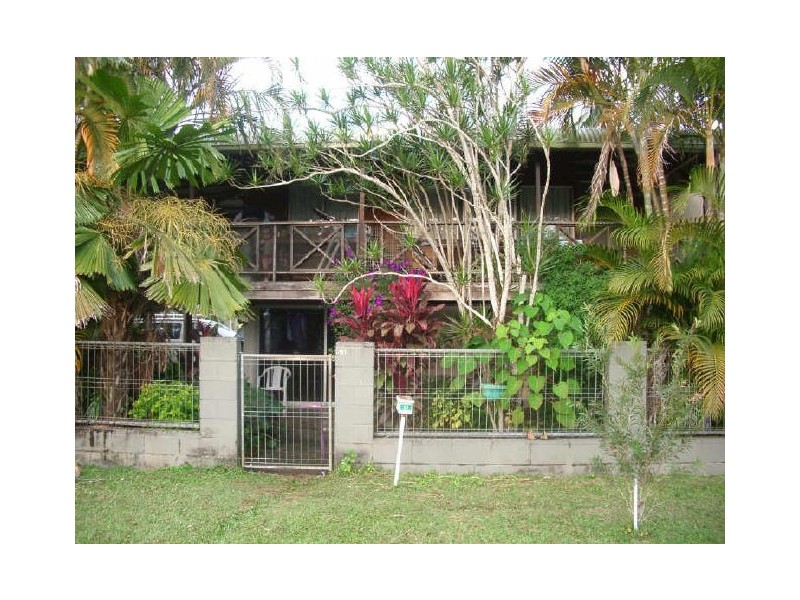 8 Blackwood, Innisfail QLD 4860