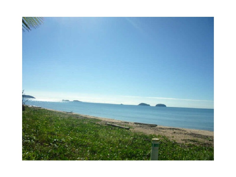 8 Esplanade, Innisfail QLD 4860