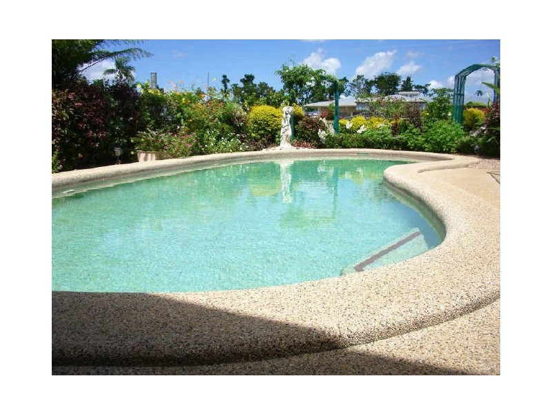 13 Riverside Crescent, Innisfail QLD 4860