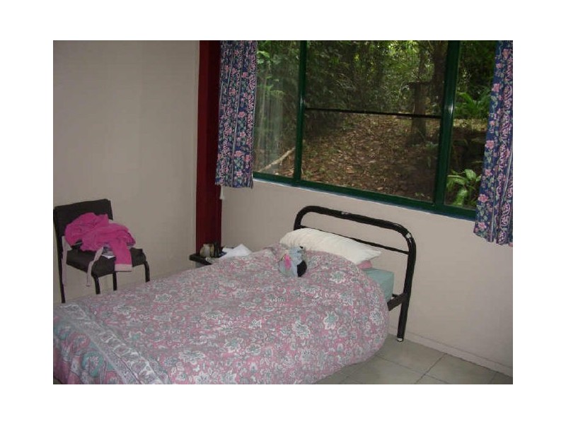 144 Azzopardi Rd, Innisfail QLD 4860