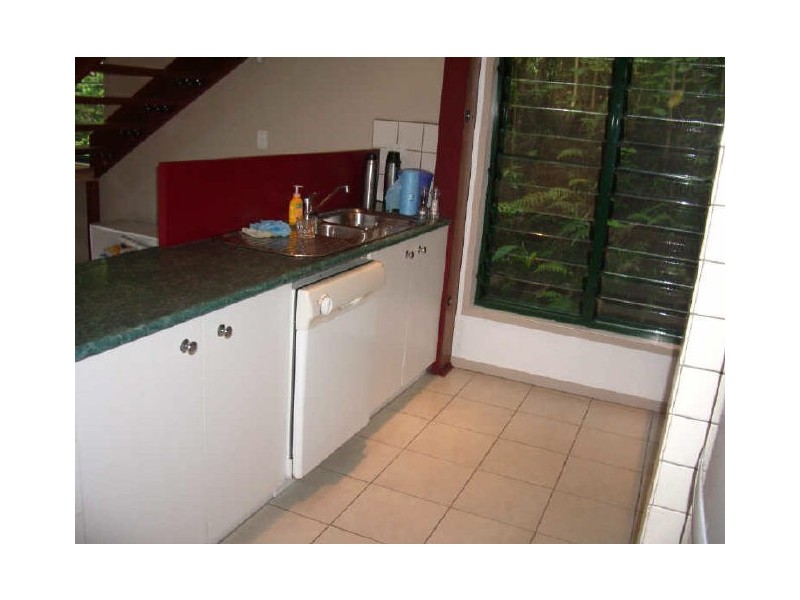 144 Azzopardi Rd, Innisfail QLD 4860