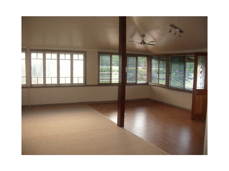 2 Glasgow Street, El Arish QLD 4855