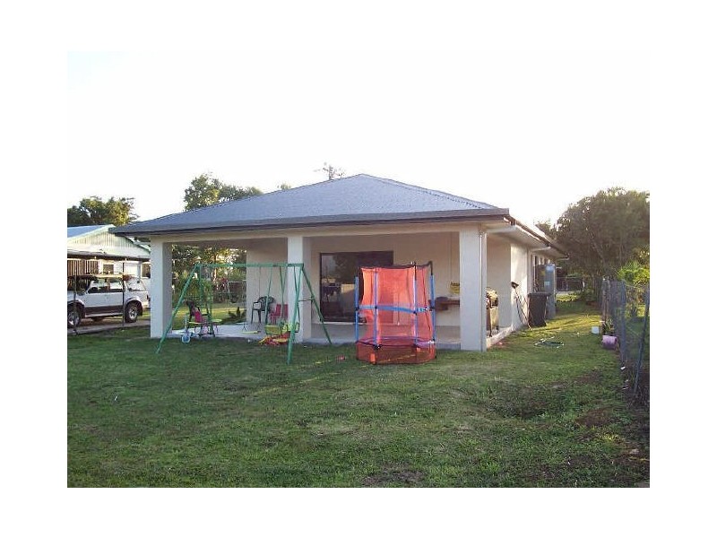 69 Maple Street, Innisfail QLD 4860