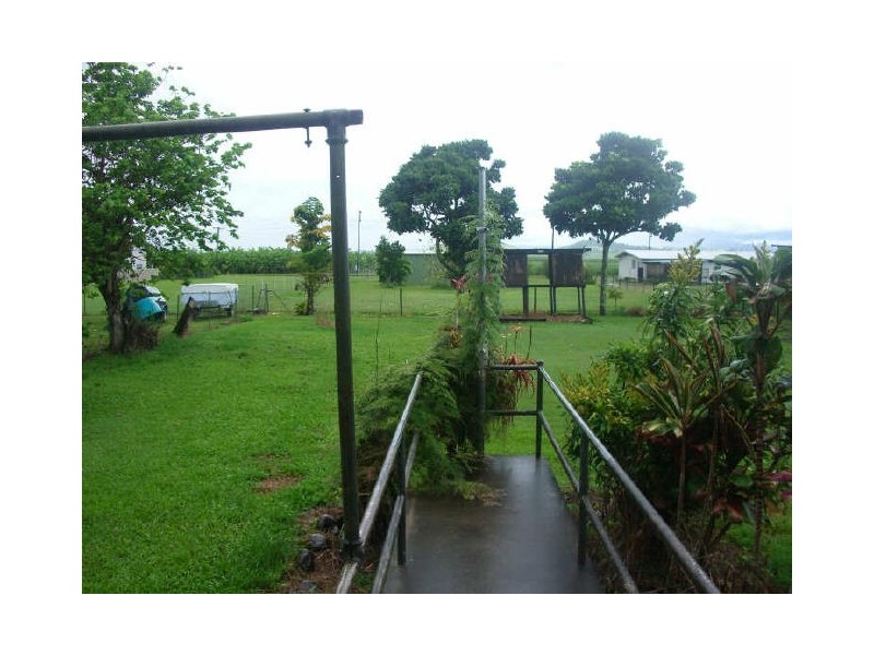 9 Shay Street, Innisfail QLD 4860