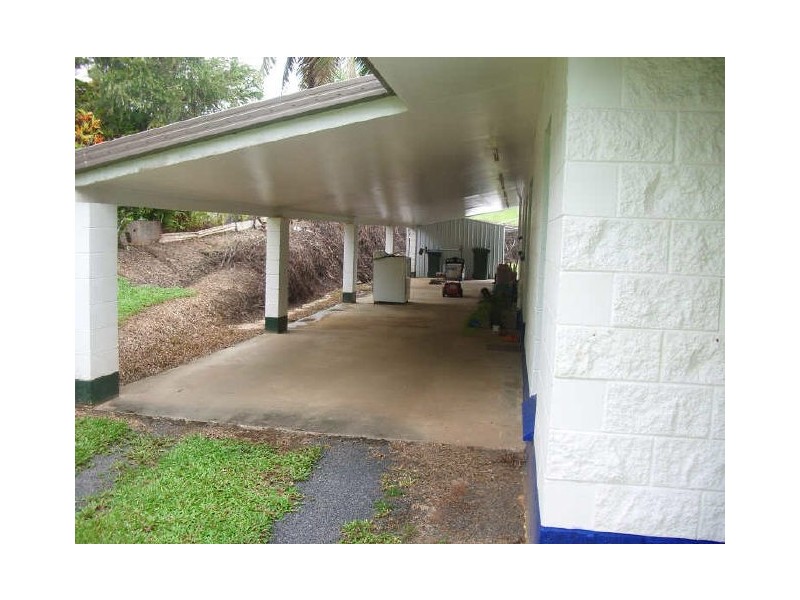 23 Lower Hickey, Innisfail QLD 4860