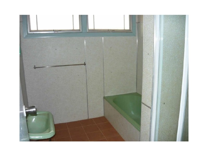 2 Phyllis, Innisfail QLD 4860