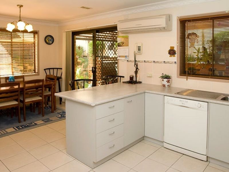 2/23 Londonderry Court, Burpengary QLD 4505