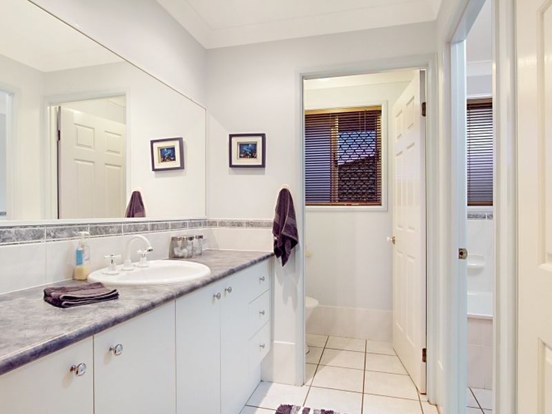 11 Gunsynd Drive, Dakabin QLD 4503