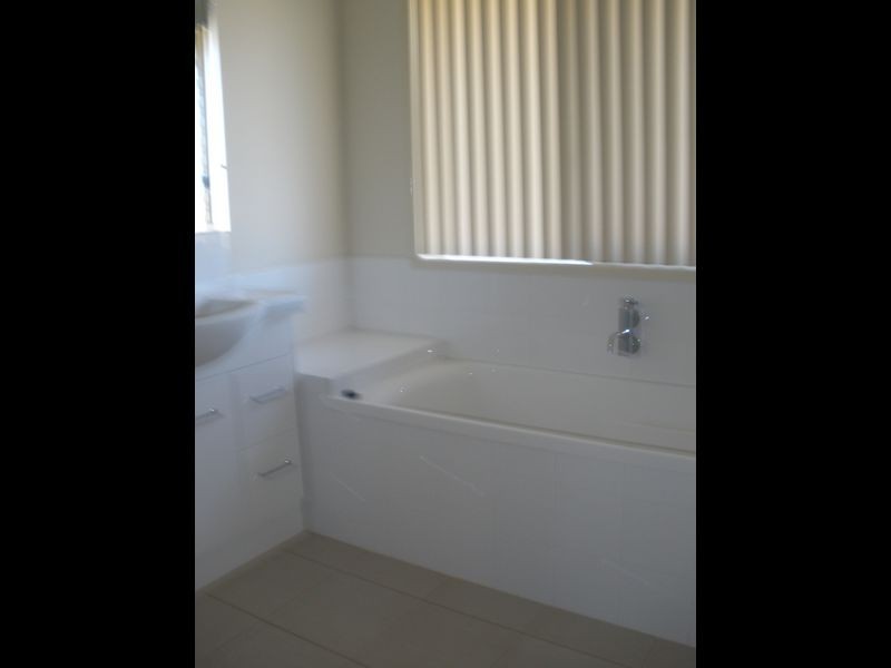 19 Baphal Crescent, Narangba QLD 4504