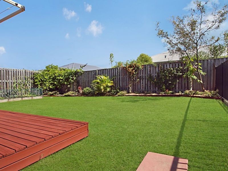 100 Creekside Drive, Narangba QLD 4504