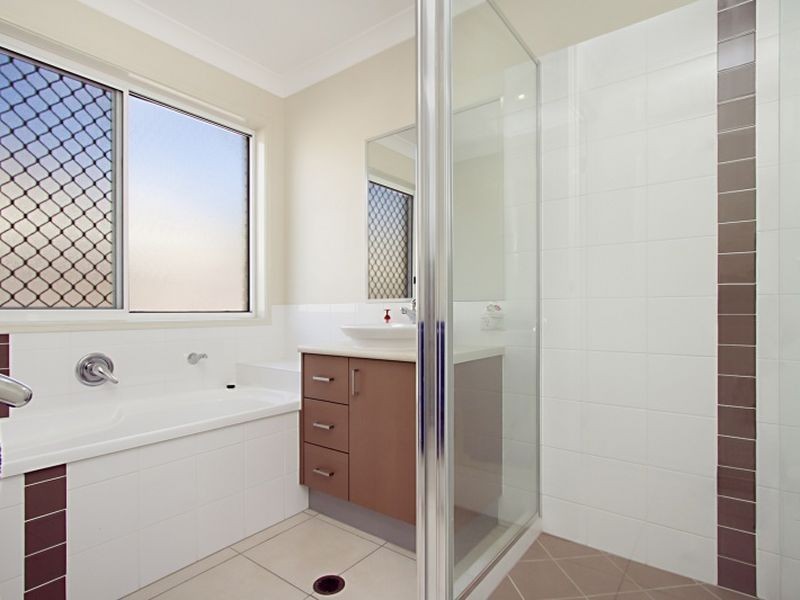 4 Quoll Drive, Morayfield QLD 4506