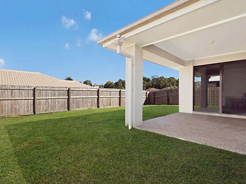 17 Desmond Street, Narangba QLD 4504