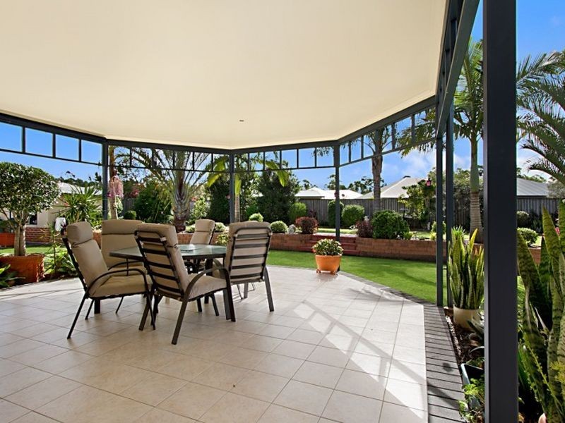 15 White Cedar Place, Narangba QLD 4504