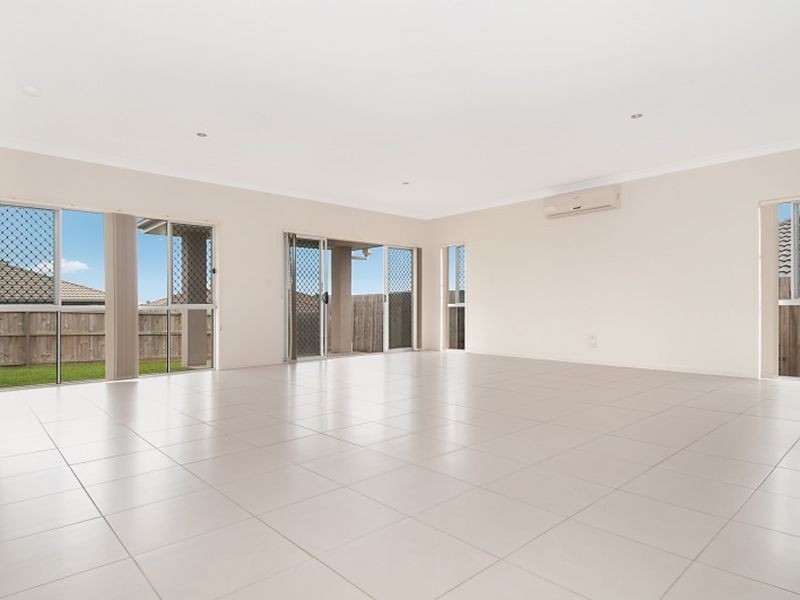 18 Lilly Anna Lane, Narangba QLD 4504