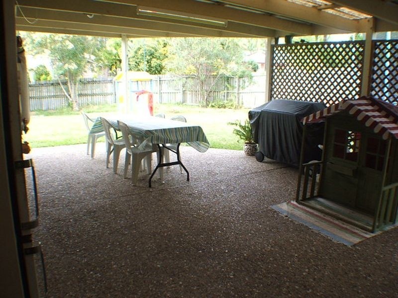 1 Kurara Court, Narangba QLD 4504