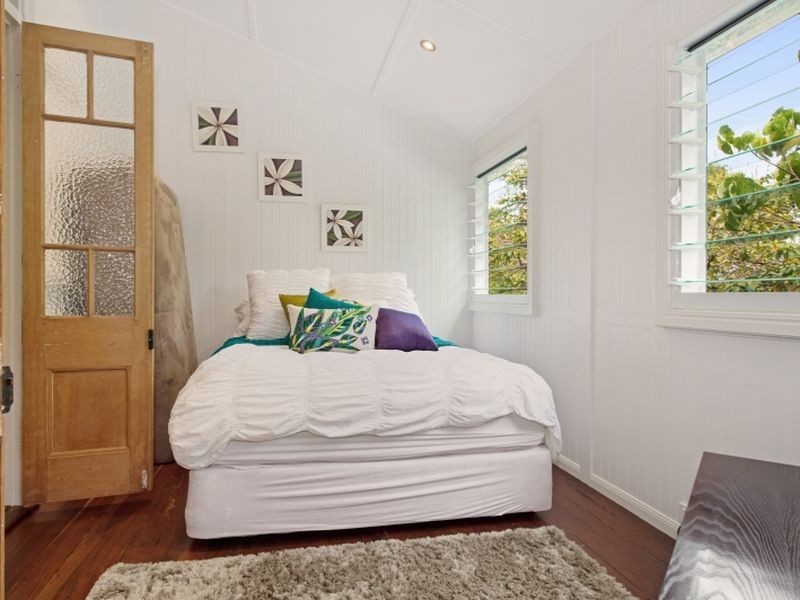 18 Charles Street, Caboolture QLD 4510