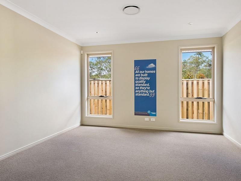 5 Hollow Crescent, Narangba QLD 4504