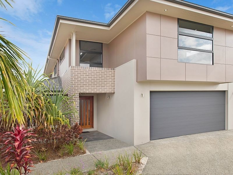 7 Hollow Crescent, Narangba QLD 4504