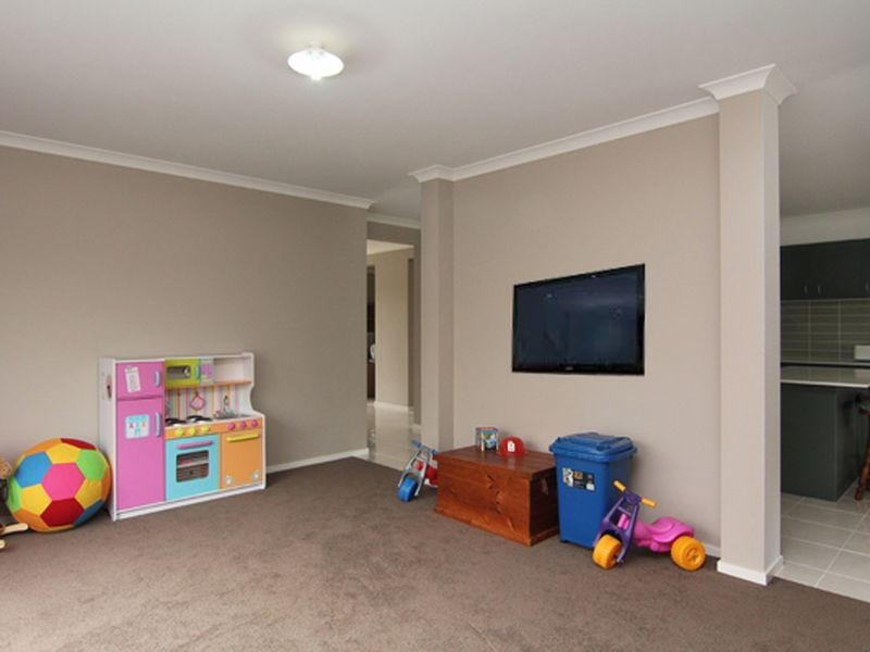 22 Borumba Court, Narangba QLD 4504