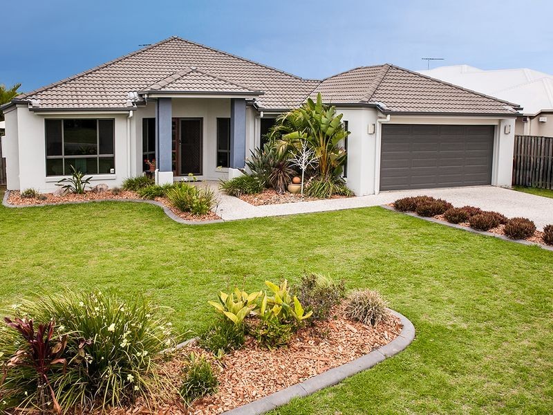 37 Yellow Robin Court, Narangba QLD 4504