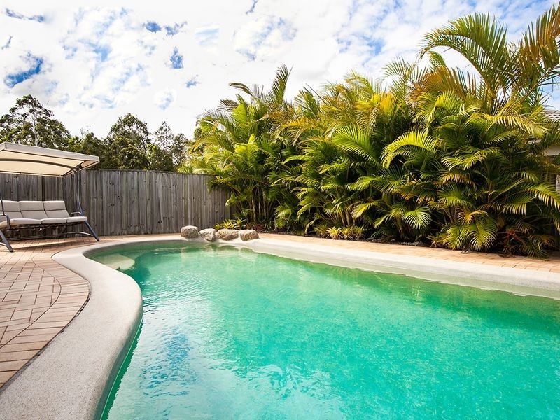 37 Yellow Robin Court, Narangba QLD 4504