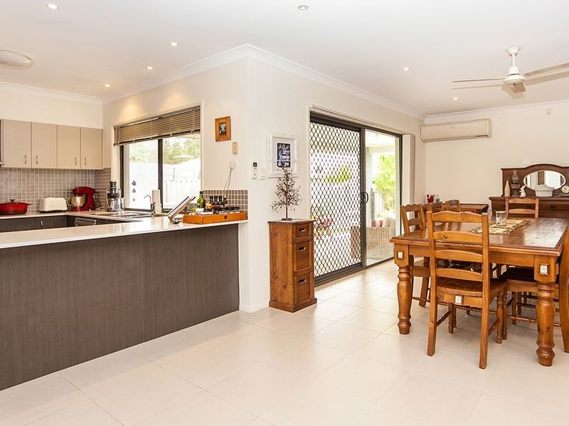 37 Yellow Robin Court, Narangba QLD 4504